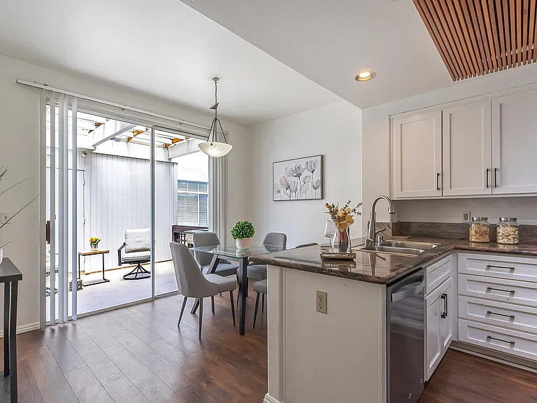 441 Camille Cir #12 — Photo 8