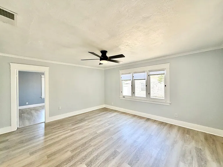 41861 Acacia Ave — Photo 11
