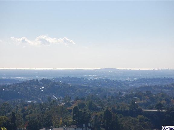 5th image of 1504 Glen Oaks Blvd