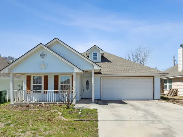 233 Firefly Dr, Springtown, TX 76082