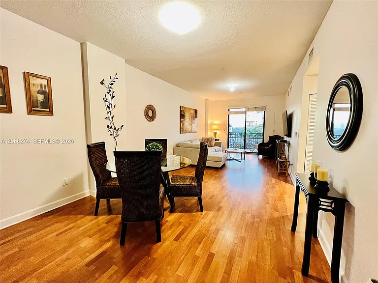8390 SW 72nd Ave #521 — Photo 3
