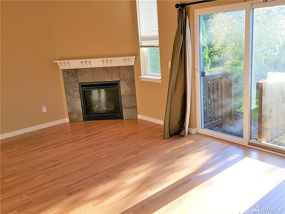 3rd image of 4118 148th St SW APT A3