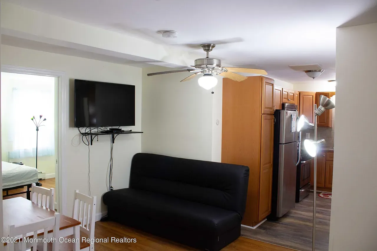 1 bed, $1,750 — Photo 2