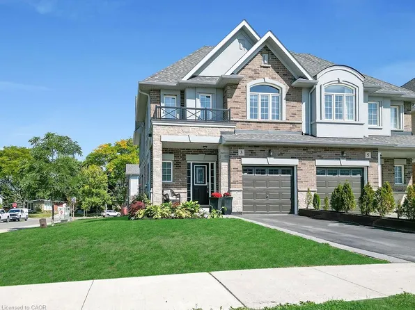 3 Starling Dr, Hamilton, ON L9A 2P5