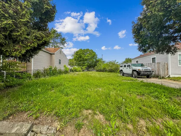 2273 McGuffey Rd, Columbus, OH 43211