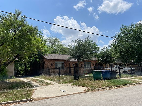 3rd image of 210 Benita St