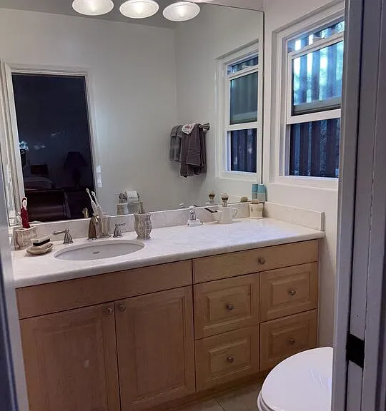 15457 Moorpark St #6 — Photo 11