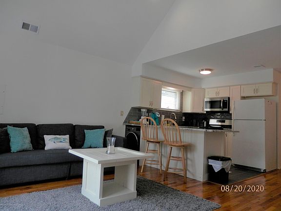 5th image of 613 Brinley Ave APT 2