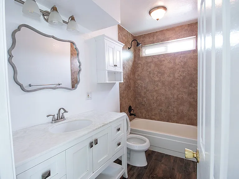 16821 Green Ln #B — Photo 17