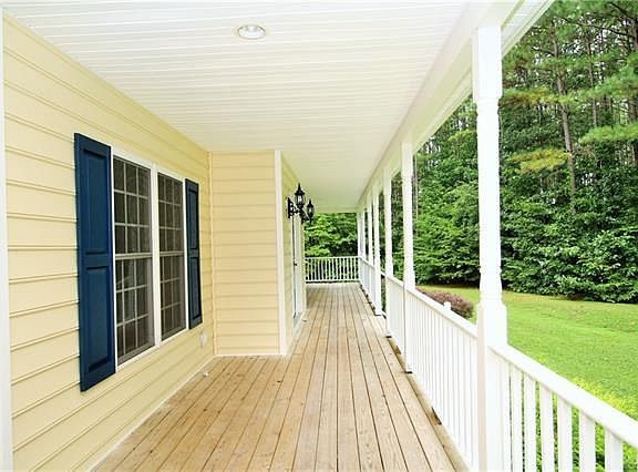 2nd image of 15407 Beaver Den Ln