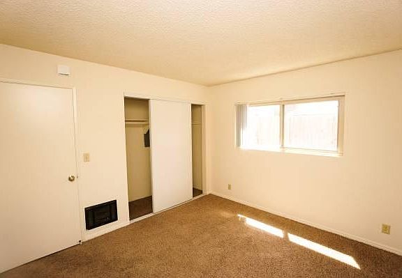 3rd image of 1518 Thomas Ave #2