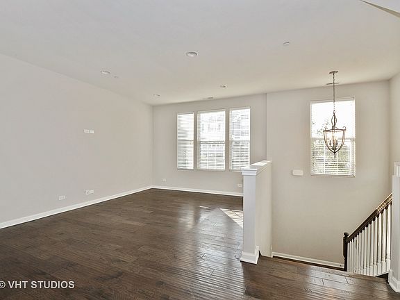 2nd image of 3101 Coral Ln