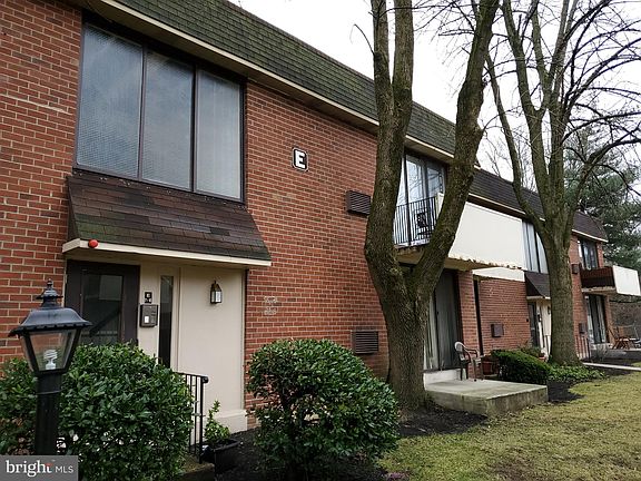 4th image of 100 E Glenolden Ave APT E12