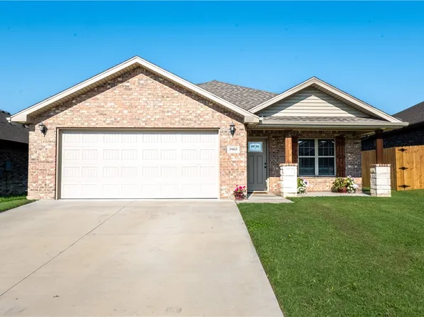 5905 NW Meade St, Bentonville, AR 72713