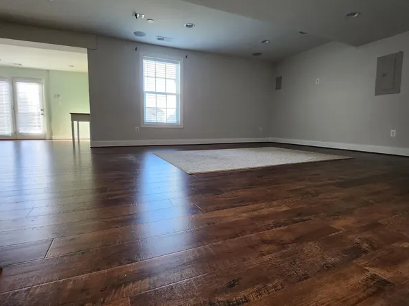 25857 Sycamore Grove Pl, Aldie, VA 20105