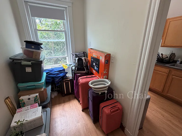 70 Chiswick Rd #16 — Photo 24
