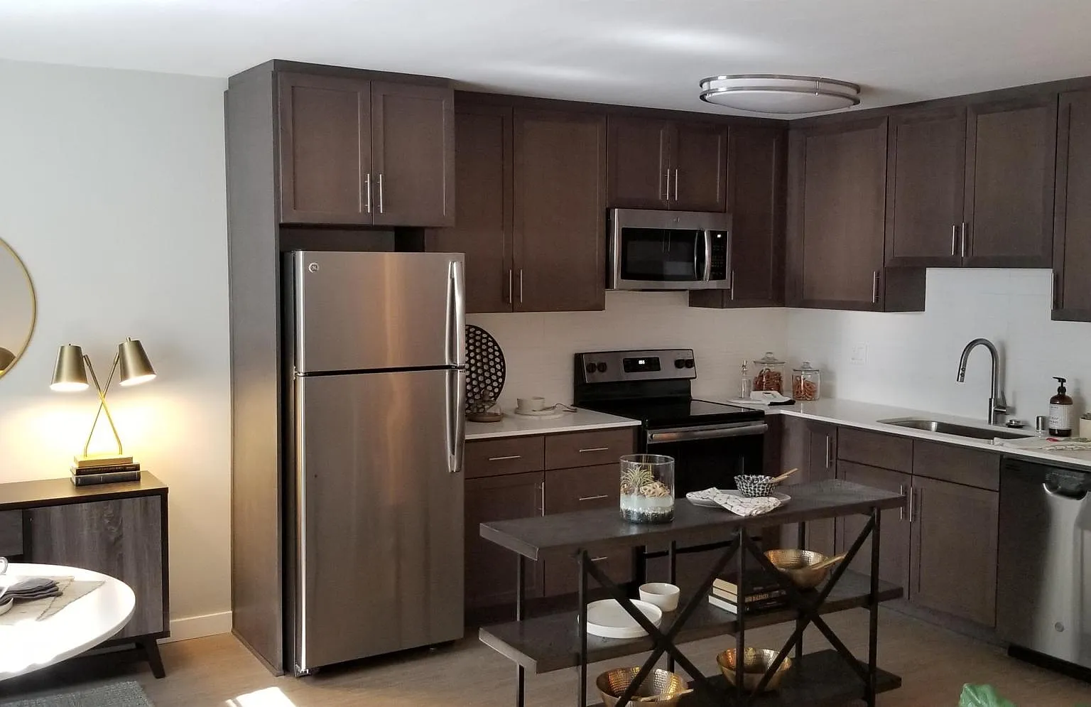 1 bed, 639 sqft, $2,295 — Photo 2