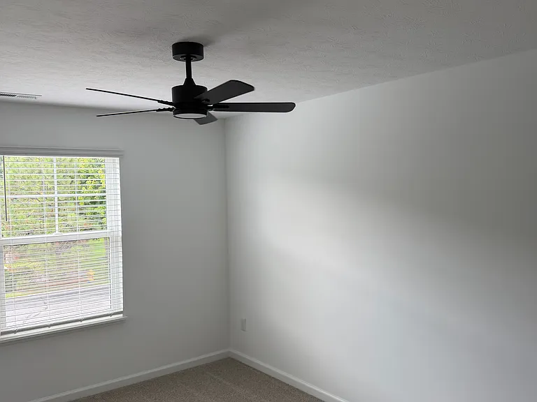 2nd Bedroom with ceiling fan installed