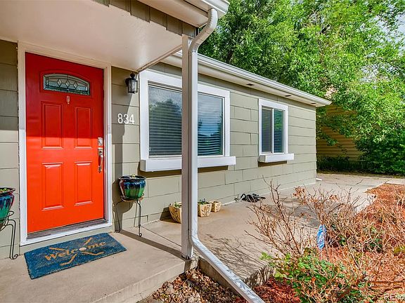 2nd image of 834 S Umatilla Way