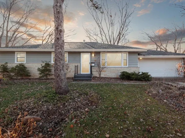 302 3rd Street, Brodhead, WI 53520