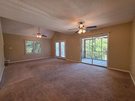 4th image of 113 Craig Dr #B