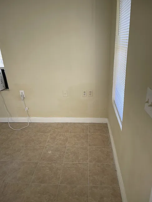 1 bed, 480 sqft, $695 — Photo 2