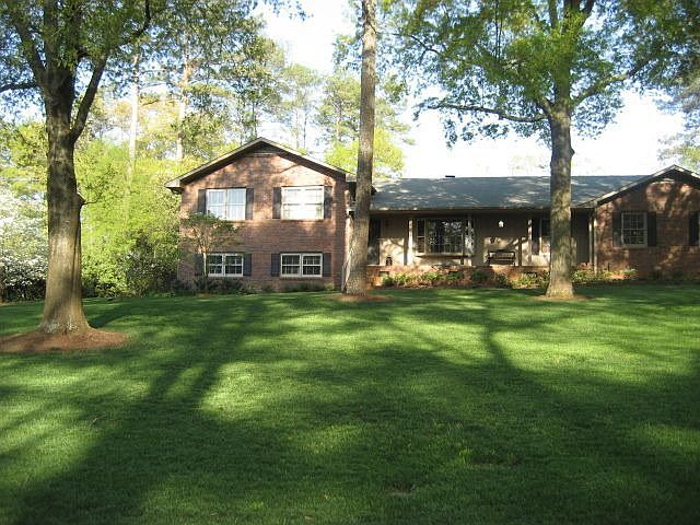 4 Walnut Drive