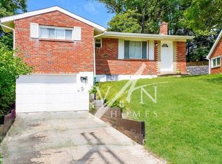 421 Guylyn Dr, Pittsburgh, PA
