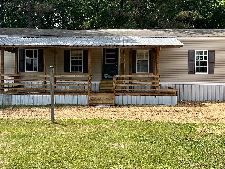 722 Old Flatwood Rd — Photo 1