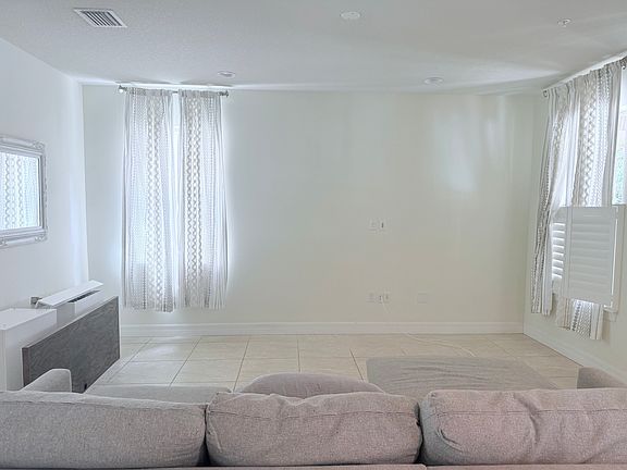 4th image of 7112 Enchanted Lake Dr