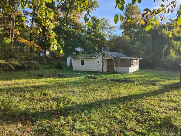 67 Glenwood Road, Monroe, NY 10950
