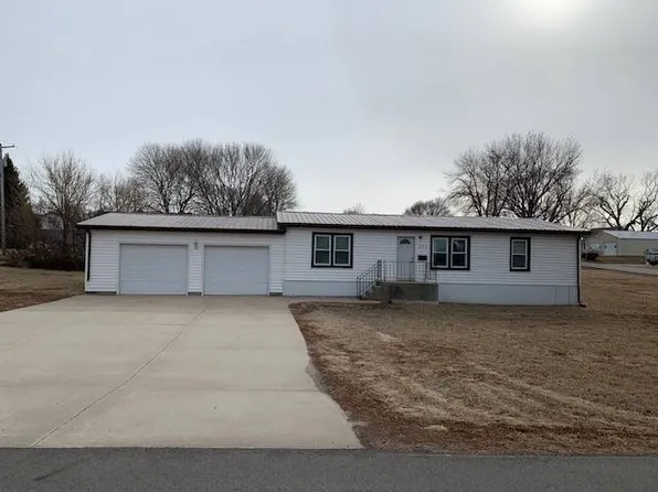 203 E 2nd St, Fordyce, NE 68736