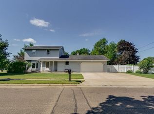 3120 Eisenhower St, Eau Claire, WI 54701