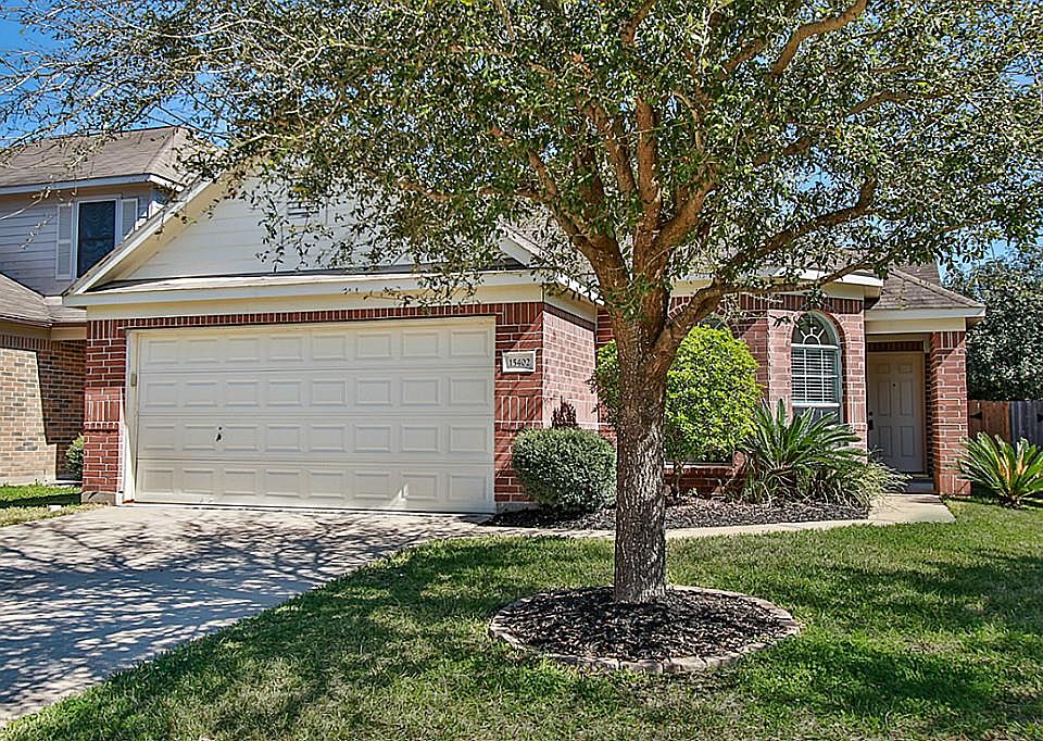 1st image of 15402 Hazel Thicket Trl
