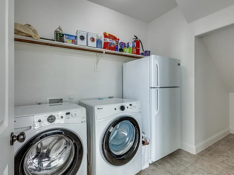 13225 Courtney Dr — Photo 19