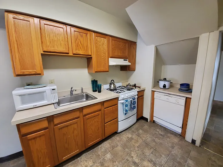 214 Dryden Rd — Photo 21