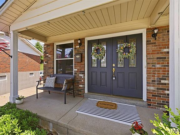 3rd image of 9616 Antonette Hills Dr