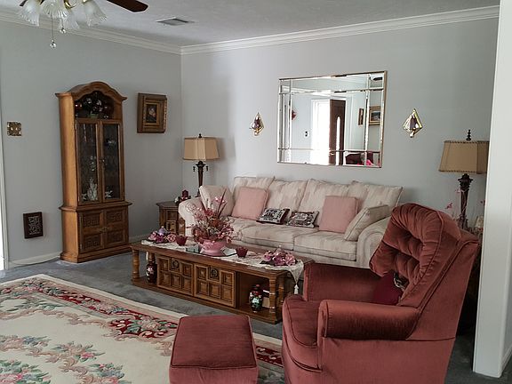 5th image of 109 Rocky Pointe Ct