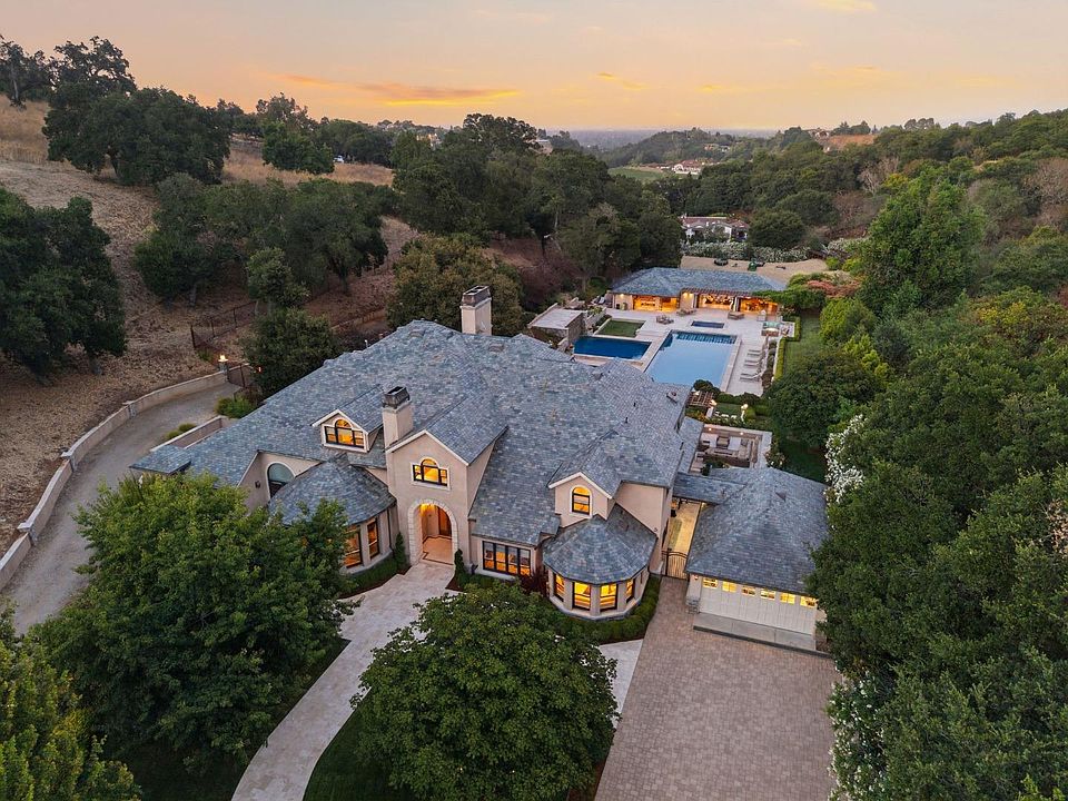 25355 La Loma Dr, Los Altos Hills, CA 94022 | MLS #ML82054633 | Zillow