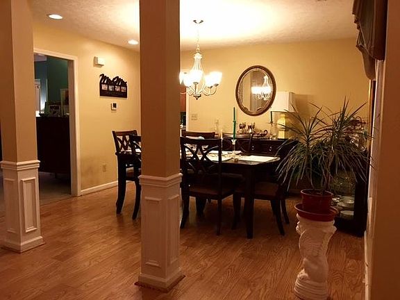 4th image of 3681 Laredo Dr