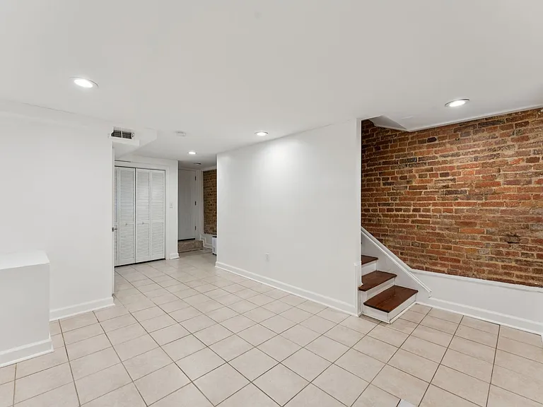 2911 Sherman Ave NW — Photo 32