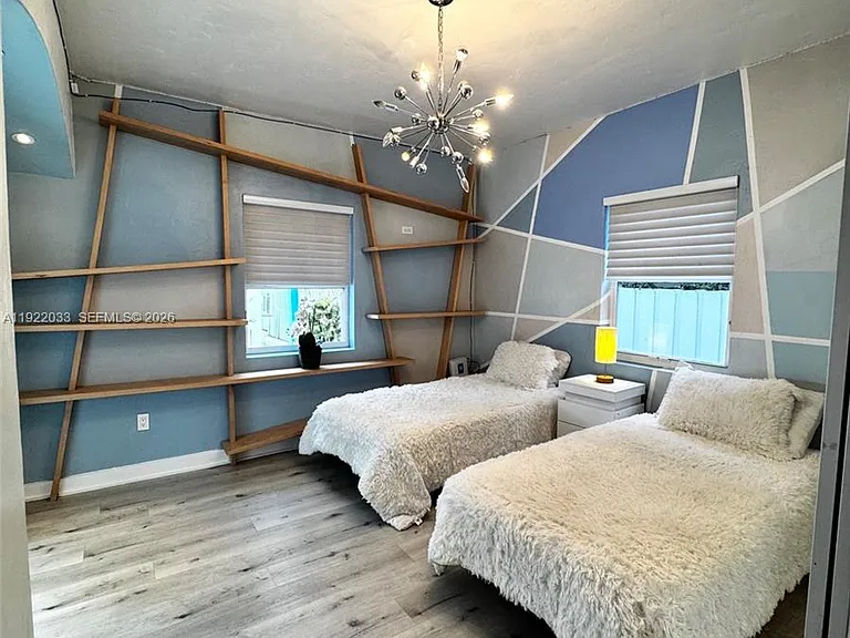 3470 Sheridan Ave — Photo 20