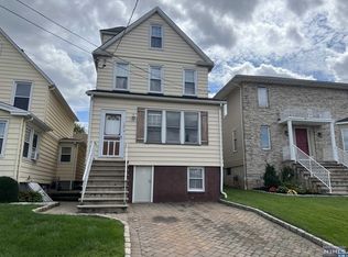 156 9th St, Wood Ridge, NJ 07075