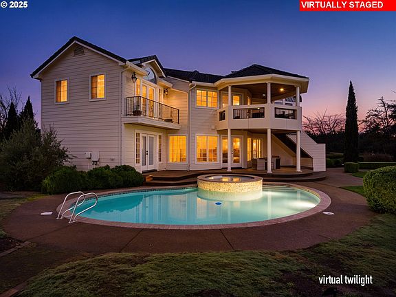4th image of 8580 SE Hillview Dr