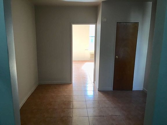 4th image of 21 Monroe St APT 5A