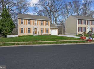 25 Gloucester Ct, Newark, DE 19702