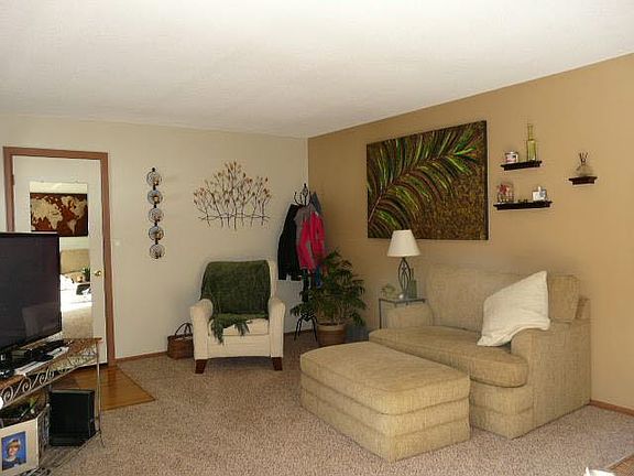 5th image of 1472 Indian Creek Dr