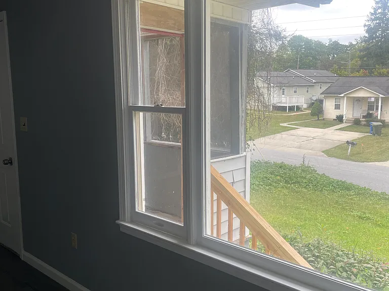 113 S Justice St — Photo 14
