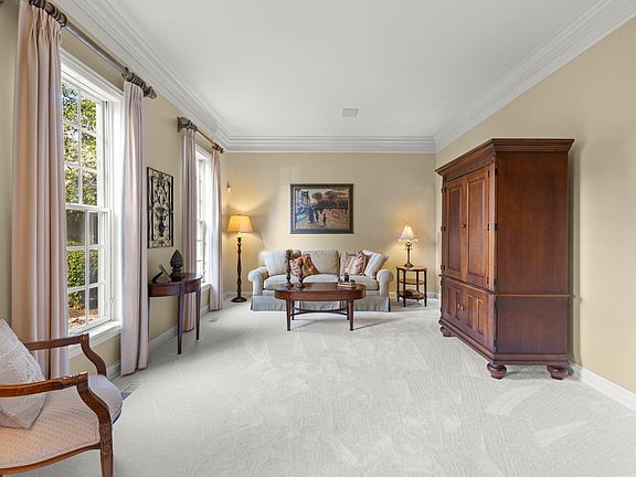 5th image of 39W114 Fryendall Ct