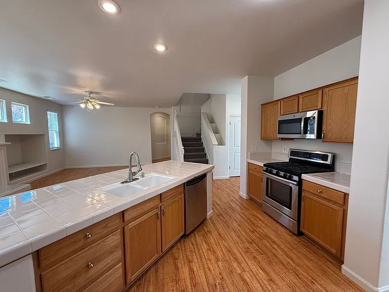 3904 Crescendo Ln — Photo 15